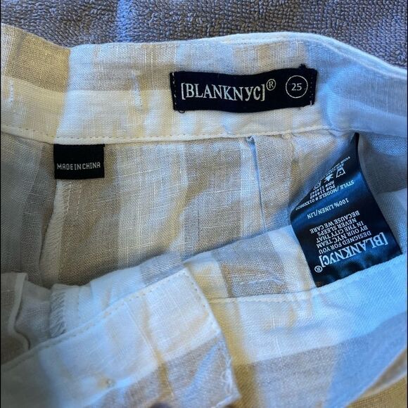 BLANKNYC Belted Striped Linen Shorts.Size 25 - Picture 10 of 14